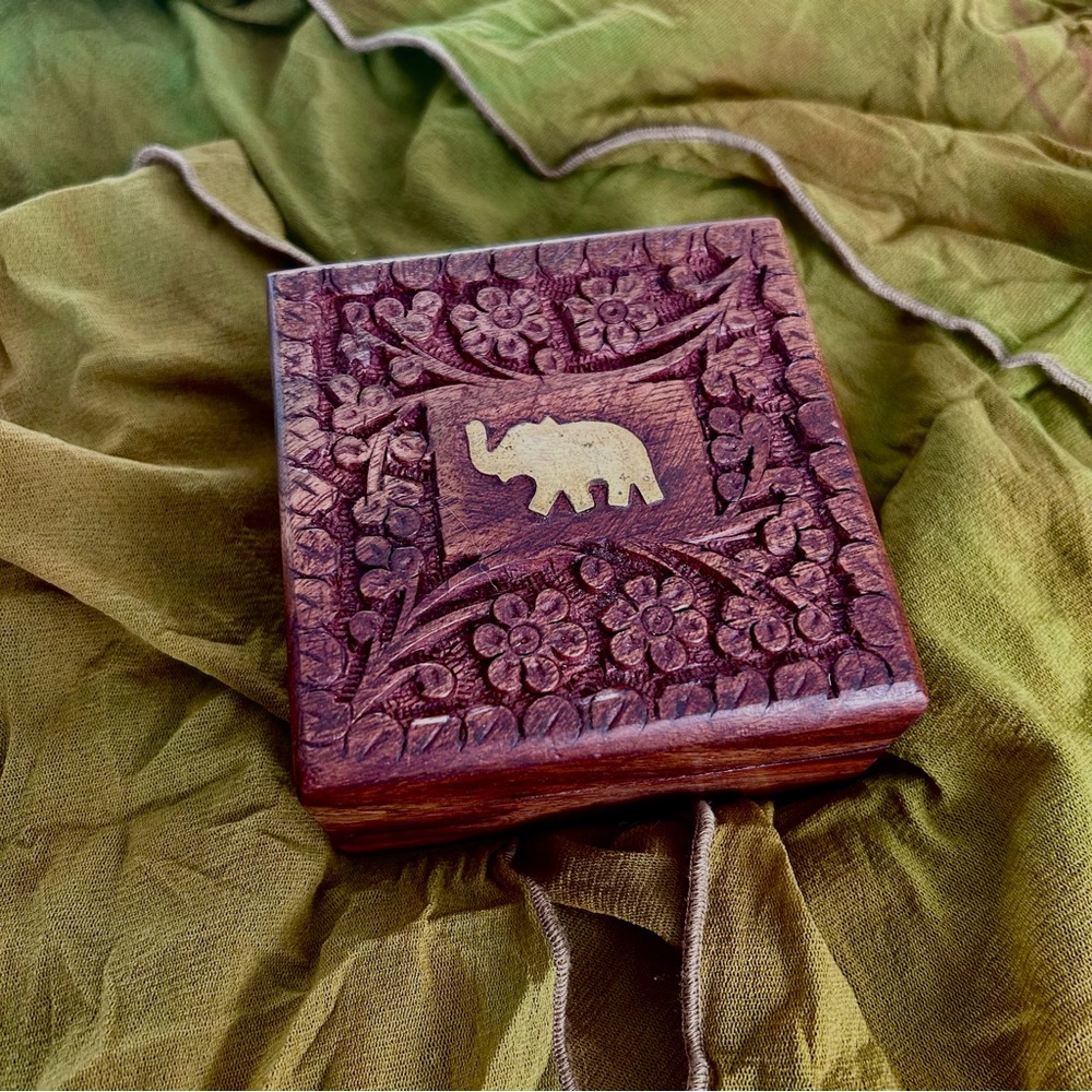 🌾Handcrafted Wooden Jewelry Box